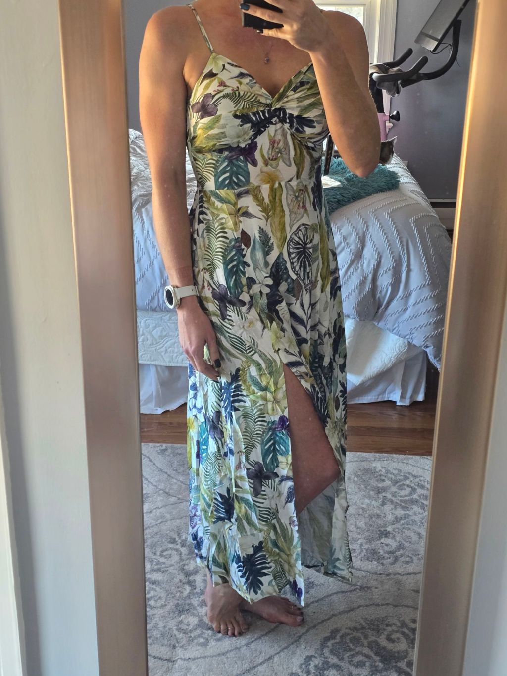 4🌟 Tropical Dress