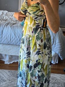 Women's Summer Floral Maxi Dress Spaghetti Strap V Neck Twist Front Slit Flowy A Line Sundress Casual Vacation Dresses
